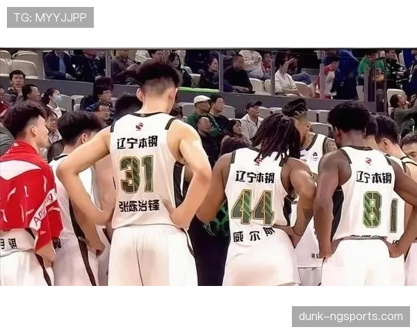 篮球无球犯规如何判定，球员无接触也要被吹犯规？